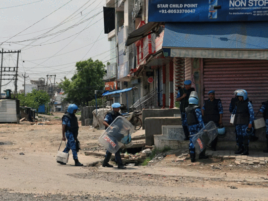 आयोजक बोले- मंदिर जाने के लिए अनुमति की जरूरत नहीं आयोजक बोले- मंदिर जाने के लिए अनुमति की जरूरत नहीं