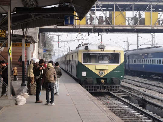 20 मिनट में नई दिल्ली से सफदरजंग 20 मिनट में नई दिल्ली से सफदरजंग